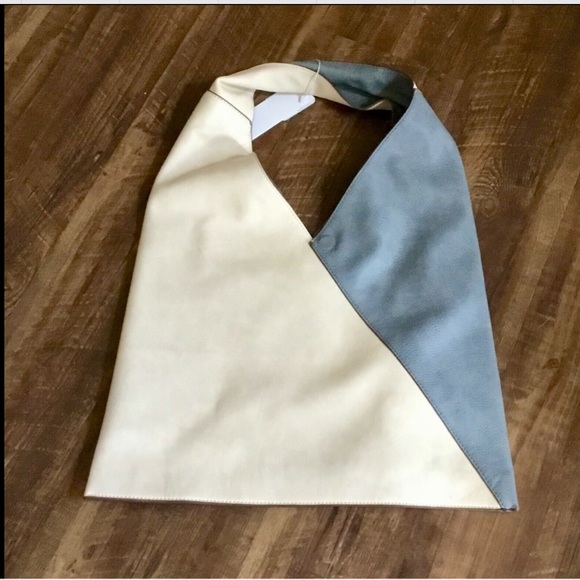 Free People Reversible Vegan Leather Tote bluetan - Picture 4 of 4